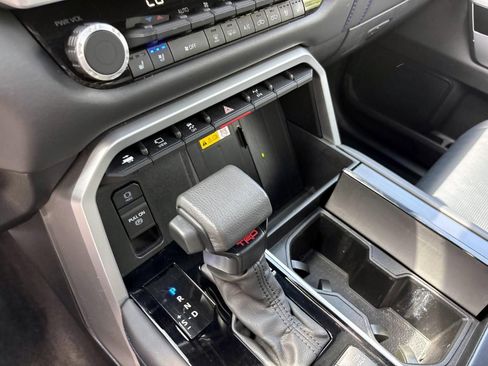 Used 2024 Toyota Tundra Platinum w/ TRD Off-Road Package AWD/4WD image 22