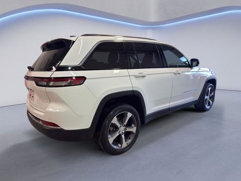 Used 2022 Jeep Grand Cherokee Limited 4xe AWD/4WD image 6