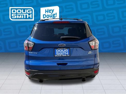 Used 2018 Ford Escape SE w/ SE Sport Appearance Package AWD/4WD image 4