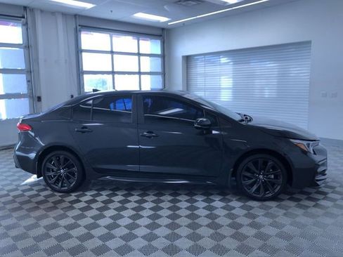 Certified 2025 Toyota Corolla SE image 34