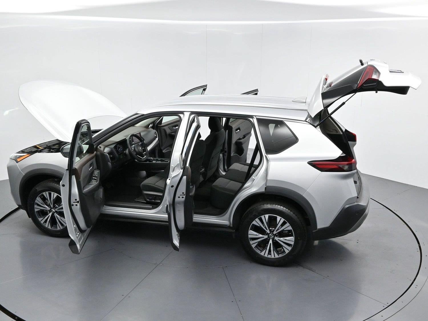 Used 2021 Nissan Rogue SV AWD/4WD image 39