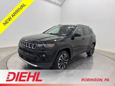 Certified 2023 Jeep Compass Limited AWD/4WD image 3