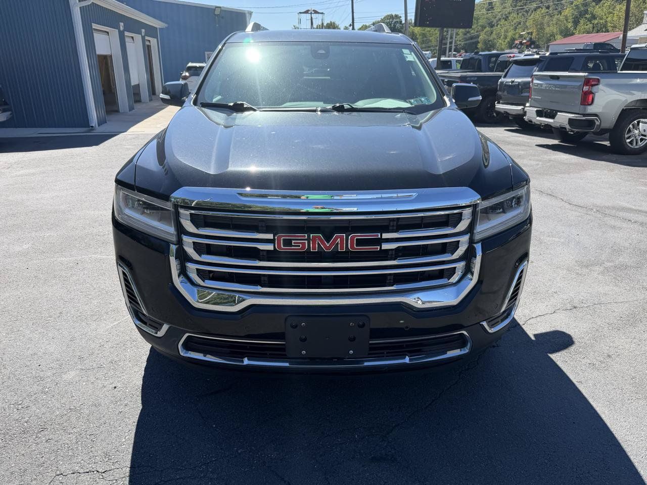 Used 2021 GMC Acadia SLE w/ Driver Convenience Package AWD/4WD image 2