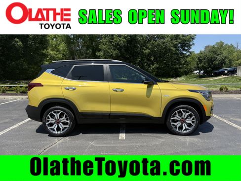 Used 2023 Kia Seltos SX AWD/4WD image 1