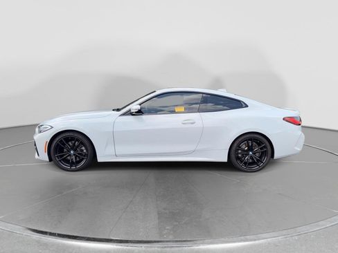 Used 2022 BMW 430i Coupe w/ M Sport Package RWD image 2