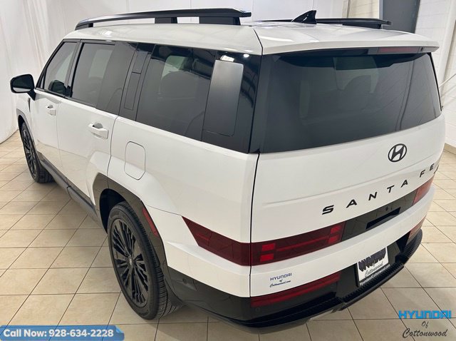 Used 2025 Hyundai Santa Fe Calligraphy AWD/4WD image 3