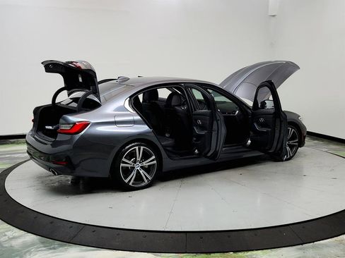 Used 2020 BMW 330i Sedan w/ Convenience Package RWD image 11