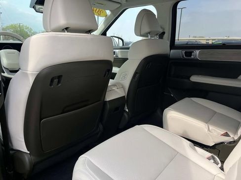 Certified 2025 Hyundai Santa Fe Calligraphy image 19