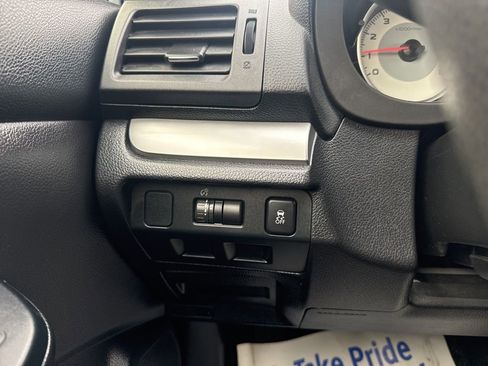 Used 2014 Subaru Impreza 2.0i Premium w/ All-Weather Package w/CVT image 14