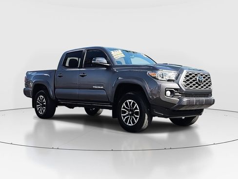 Certified 2021 Toyota Tacoma TRD Sport w/ Technology Package AWD/4WD image 3