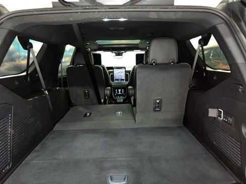 Used 2025 GMC Yukon XL AT4 Ultimate image 66