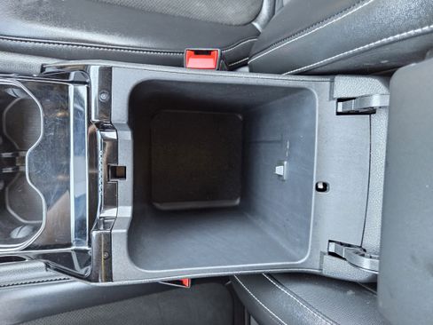 Used 2023 Jeep Grand Cherokee L Laredo image 28