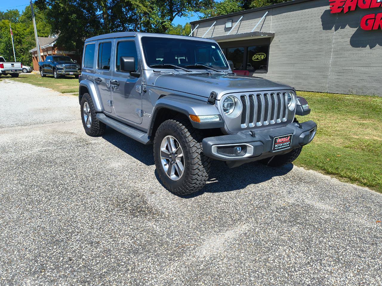Used 2018 Jeep Wrangler Unlimited Sahara AWD/4WD image 2