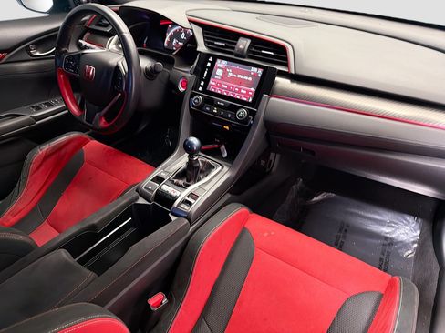 Used 2017 Honda Civic Type R image 12