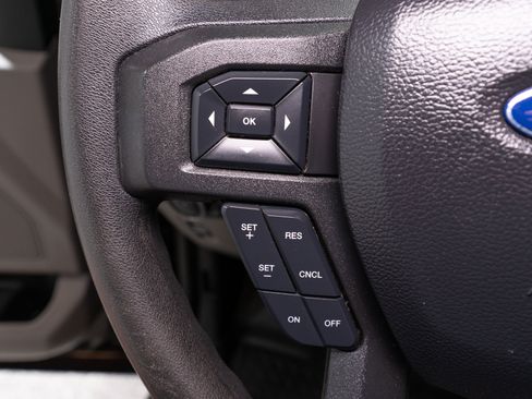 Used 2019 Ford F150 XLT AWD/4WD image 25