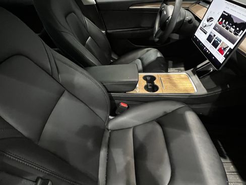Used 2023 Tesla Model 3 Standard Range image 36