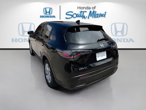 Certified 2025 Honda HR-V LX image 5