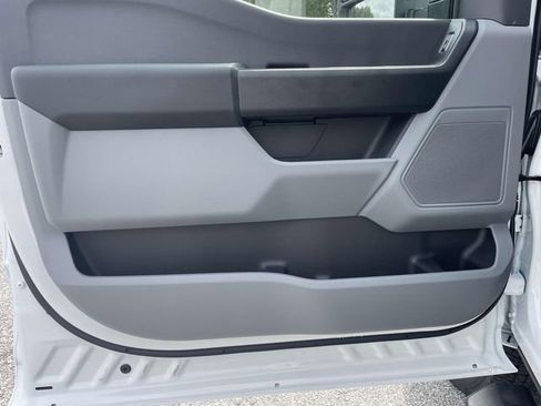 New 2025 Ford F350 XL w/ XL Chrome Package image 17