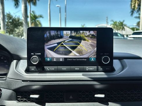 Used 2024 Honda Accord EX image 32