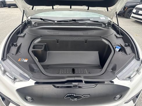 Used 2025 Ford Mustang Mach-E GT AWD/4WD image 24