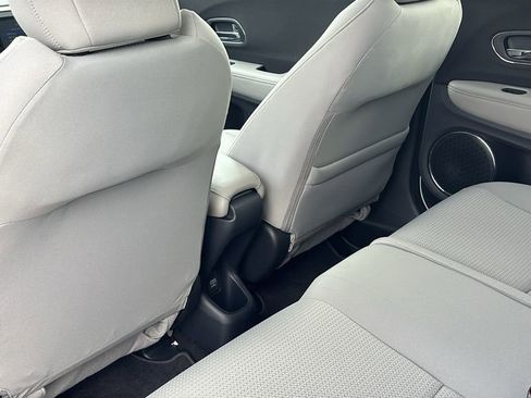 Used 2021 Honda HR-V EX image 31