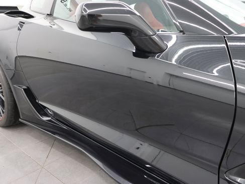 Used 2017 Chevrolet Corvette Z06 RWD image 24