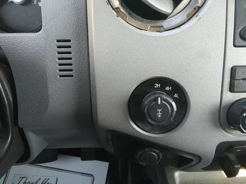 Used 2014 Ford F250 XLT image 25