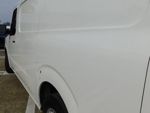 Used 2021 Nissan NV 1500 SV w/ Back Door Glass Package image 9