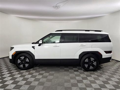 Certified 2025 Hyundai Santa Fe SEL image 2