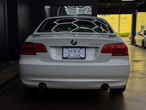 Used 2011 BMW 335i xDrive Coupe image 8