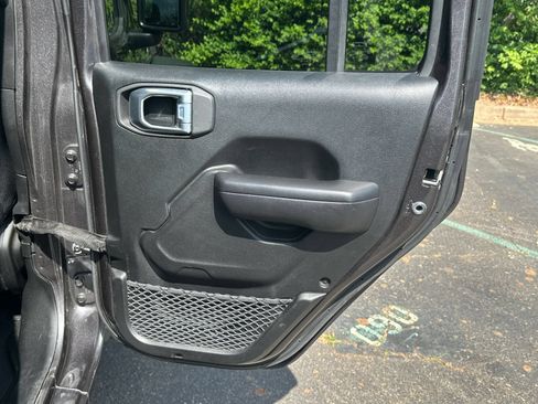 Used 2019 Jeep Wrangler Unlimited Sport S AWD/4WD image 20