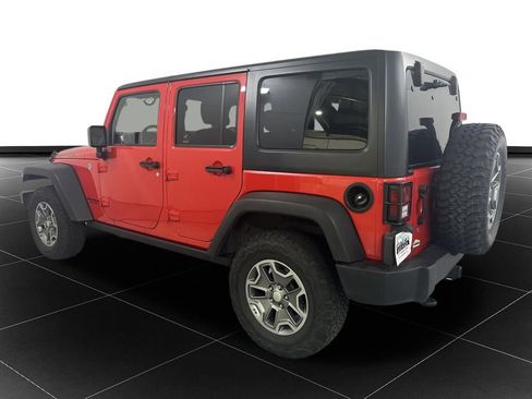 Used 2017 Jeep Wrangler Unlimited Rubicon w/ Connectivity Group image 3