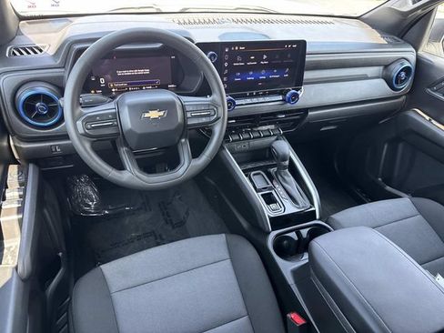 Used 2026 Chevrolet Colorado W/T w/ Advanced Trailering Package RWD image 10