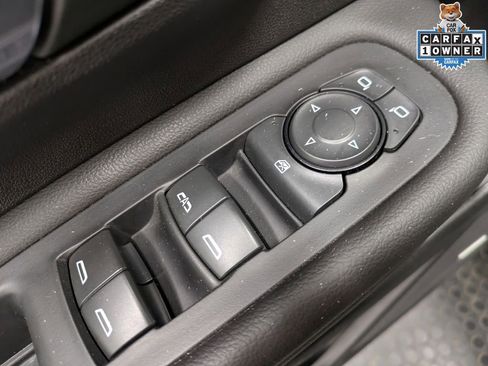 Used 2024 GMC Terrain Denali w/ Denali Premium Package image 11