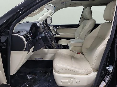 Used 2021 Lexus GX 460 Luxury w/ Sport Design Package AWD/4WD image 11