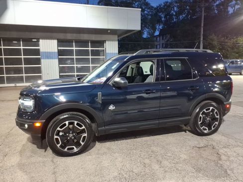Certified 2023 Ford Bronco Sport Outer Banks w/ Tech Package AWD/4WD image 5