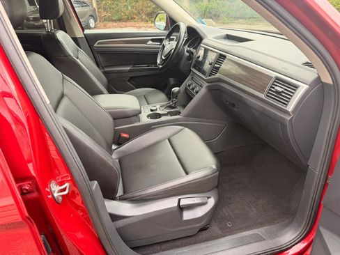 Used 2018 Volkswagen Atlas SE image 21