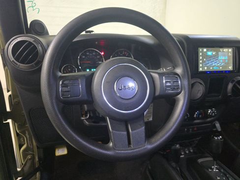 Used 2013 Jeep Wrangler Unlimited Sport w/ Max Tow Pkg image 11