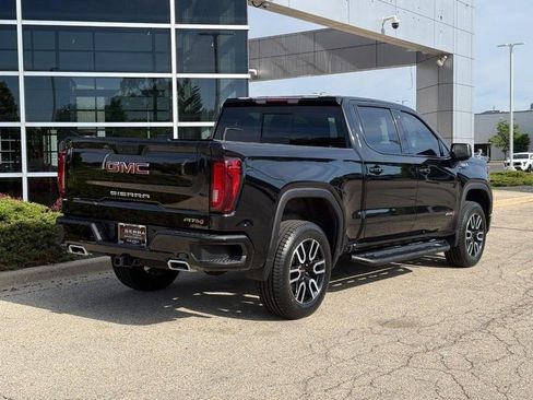 Used 2023 GMC Sierra 1500 AT4 w/ AT4 Preferred Package AWD/4WD image 3