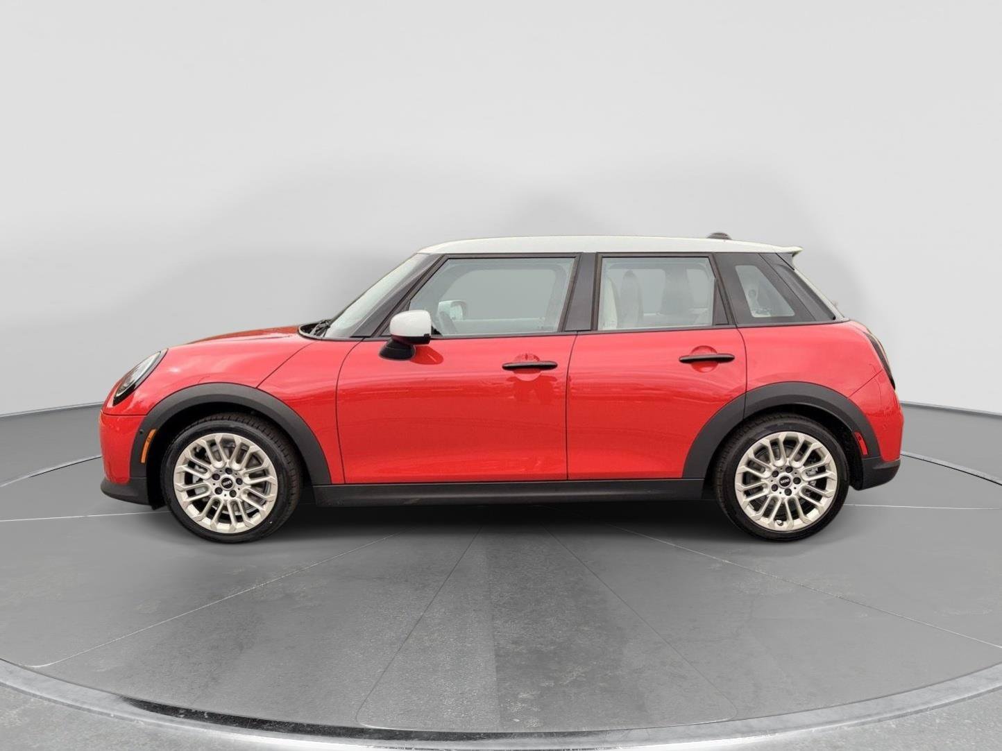 Used 2025 MINI Cooper S FWD image 2