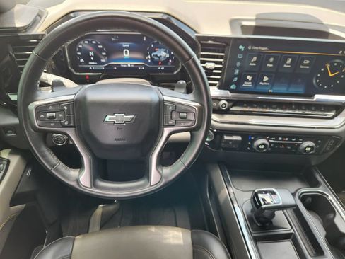Used 2023 Chevrolet Silverado 1500 ZR2 AWD/4WD image 26