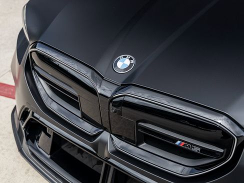 Used 2025 BMW M5 w/ Carbon Package image 17