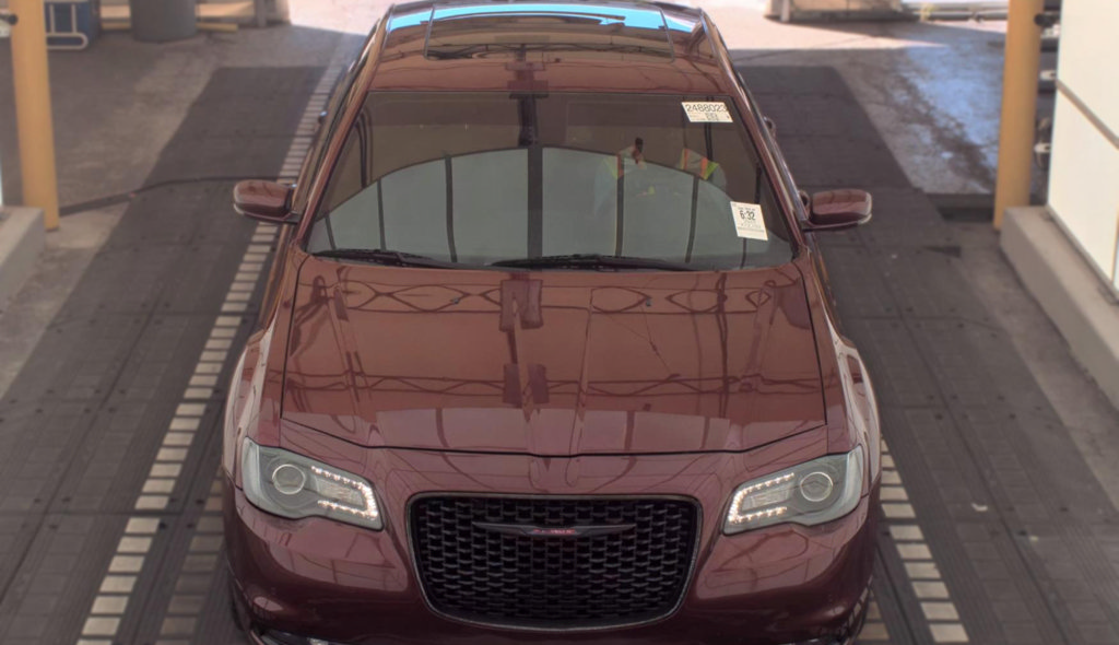 Used 2022 Chrysler 300 S RWD image 3