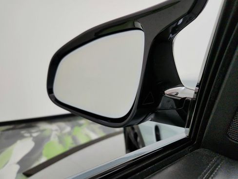 Used 2016 BMW M4 Coupe image 16