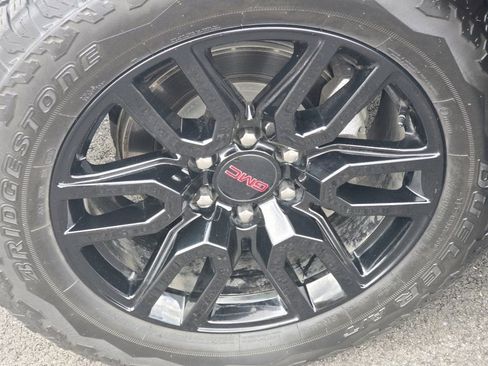 Used 2024 GMC Sierra 1500 Elevation image 31