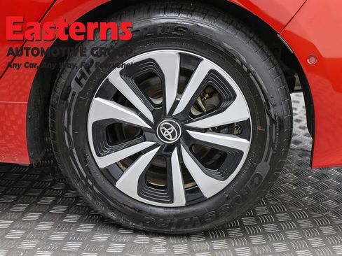 Used 2018 Toyota Prius Prime Advanced FWD image 34