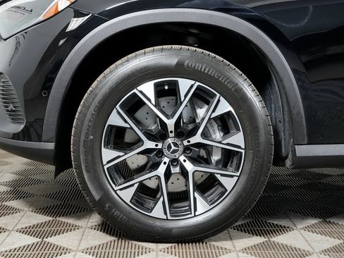 Certified 2025 Mercedes-Benz GLC 350e GLC 350e image 32