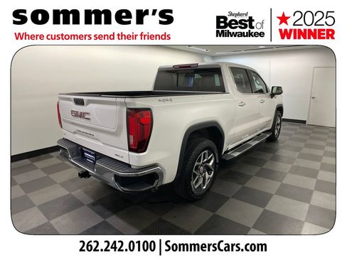 Used 2023 GMC Sierra 1500 SLT w/ SLT Premium Plus Package AWD/4WD image 5