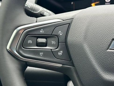 New 2026 Chevrolet Trax LT w/ Driver Confidence Package FWD image 25