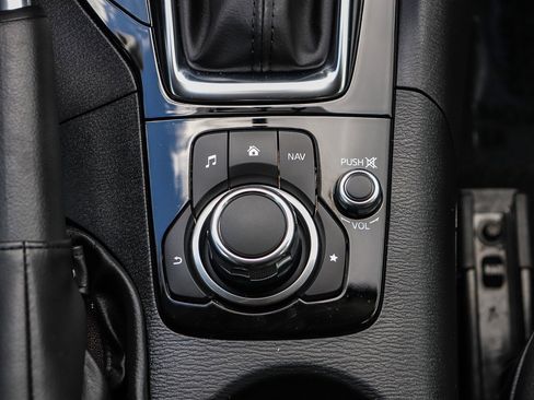 Used 2016 MAZDA MAZDA3 i Sport w/ Preferred Equipment Package image 15